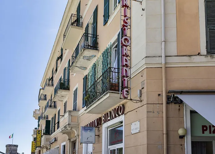 Classy In By Wonderful Italy *